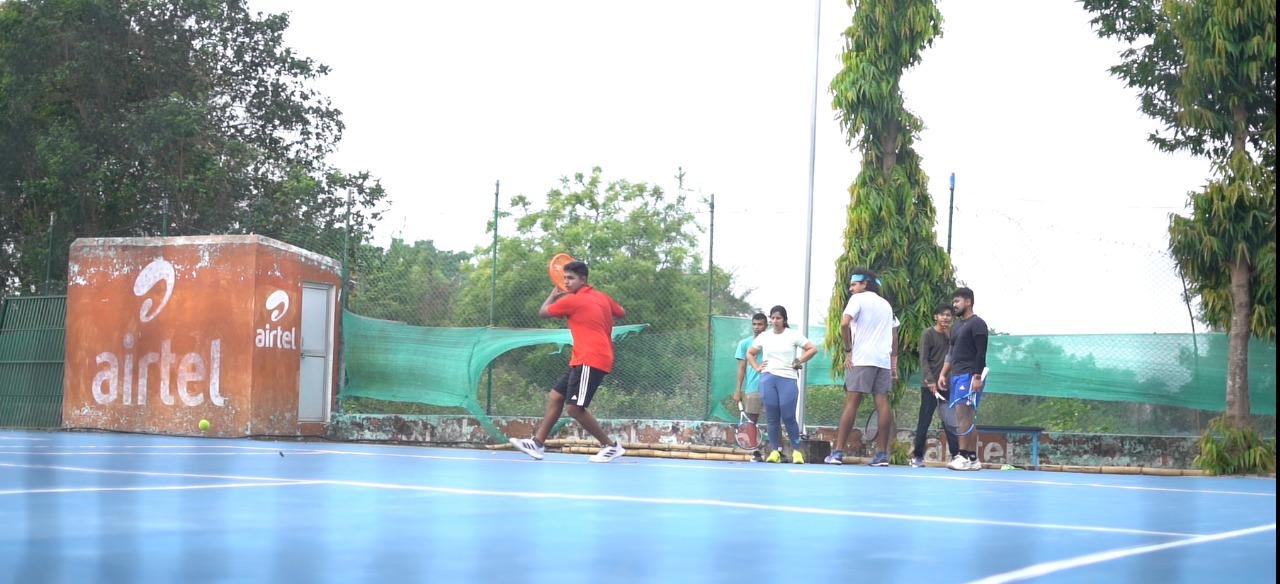 Outdoor tennis courts